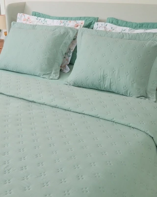 Cama, mesa & banho